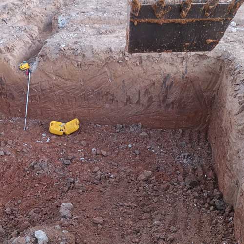 Excartes maquinaria realización Cimientos